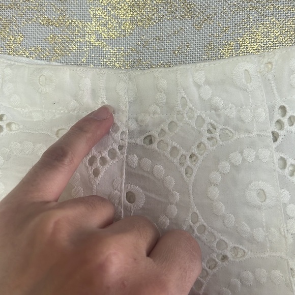 Banana Republic White Cotton Eyelet Lace Skirt Size 4 - Picture 12 of 13